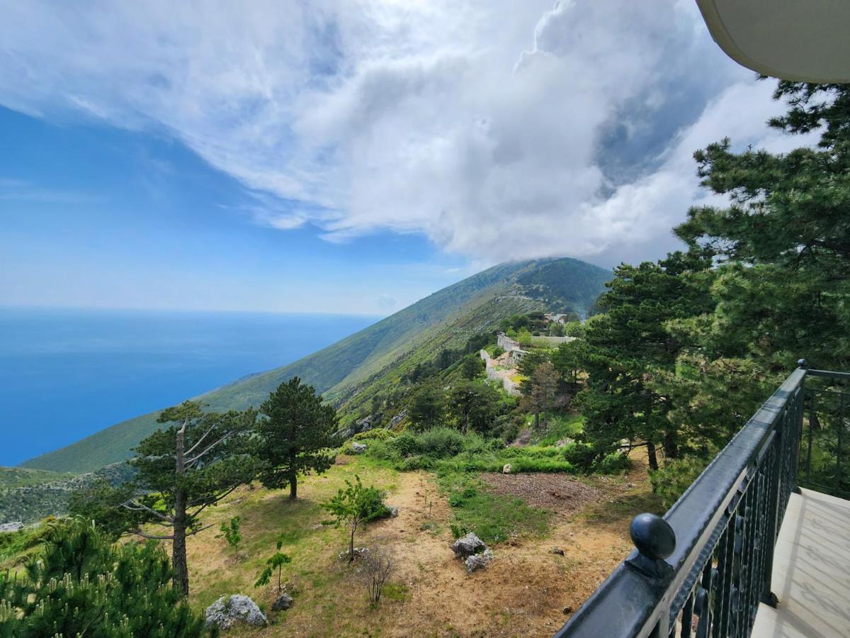 Llogora Dervishaliu Hotel Llogara National Park Buitenkant foto